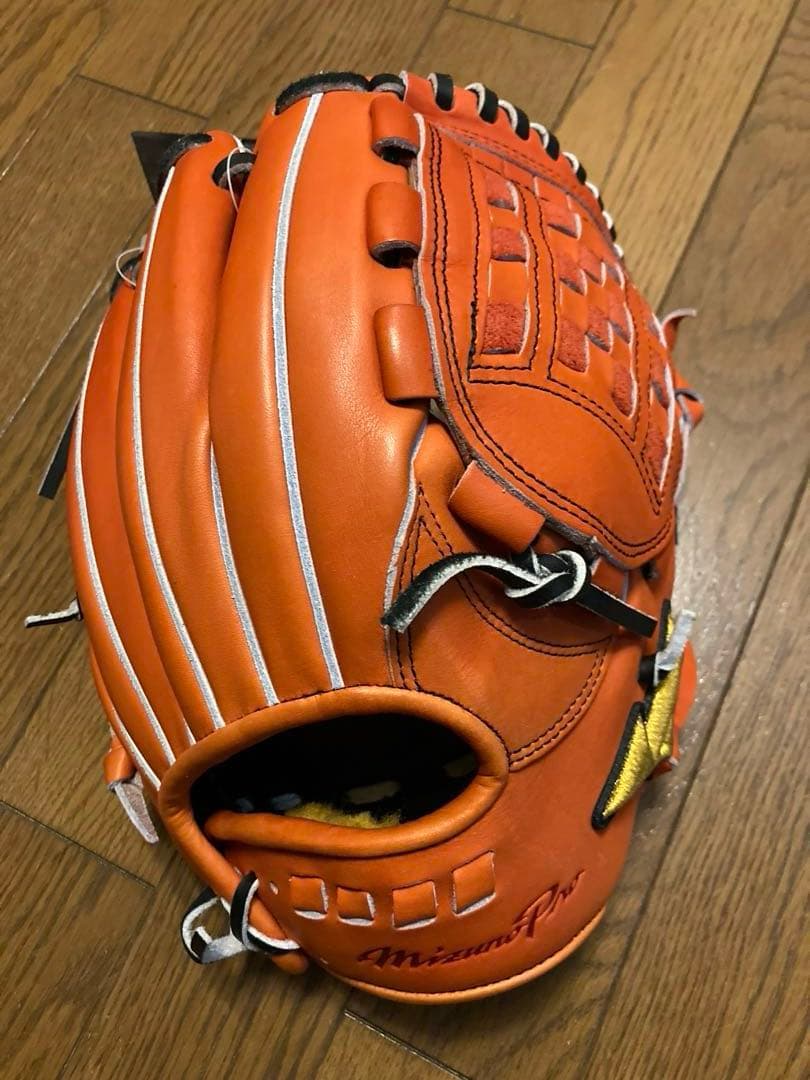 ミズノプロ　硬式グローブ 内野手用　投手用　右利き用　ほぼ新品未使用