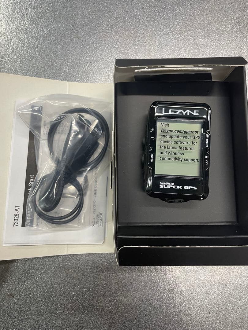 92. 【新品】LEZYNE SUPER GPS サイクルコンピュータ