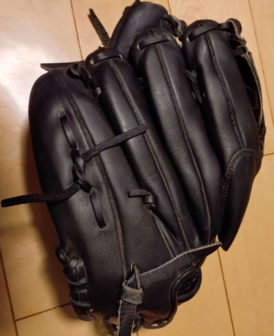ナイキ 松坂大輔モデル 軟式 投手用グローブ