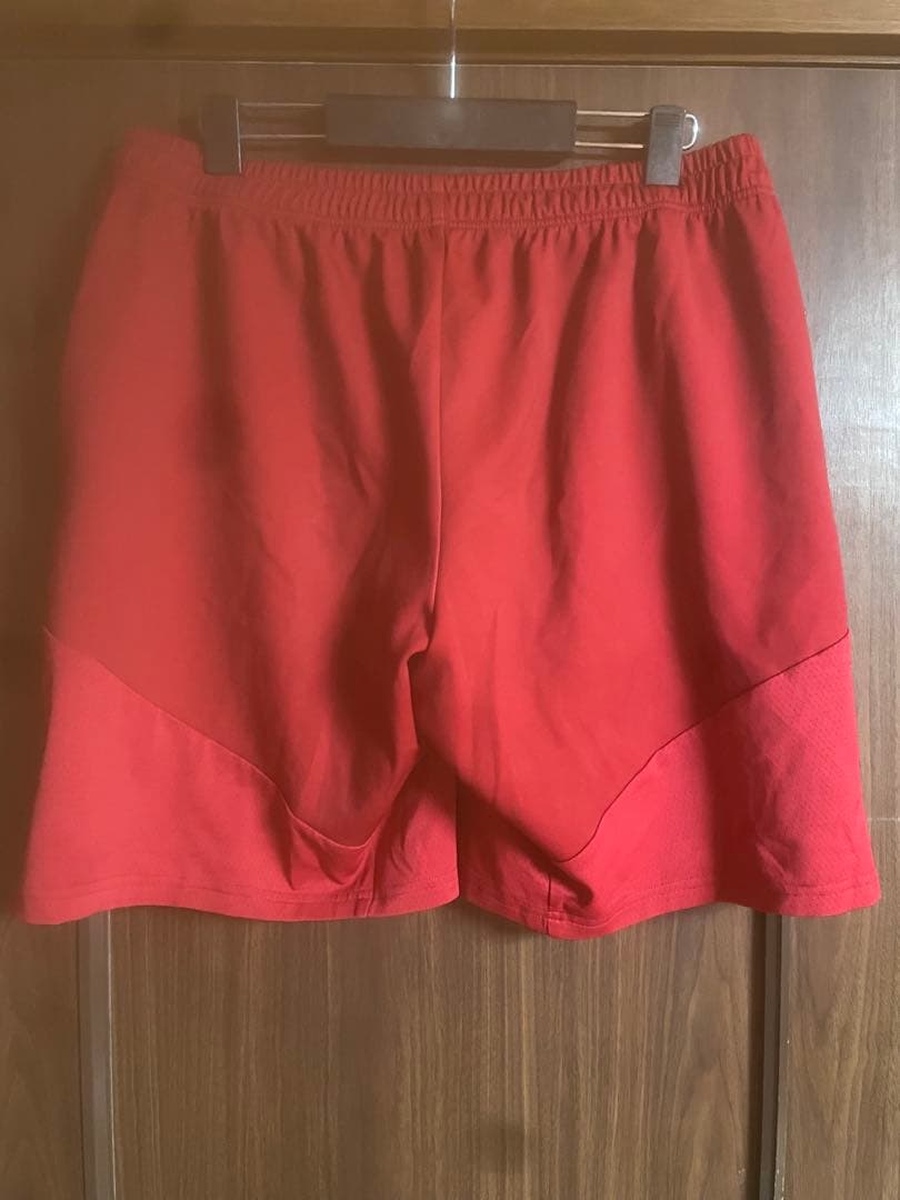yonex 日本代表ハーフパンツ　赤