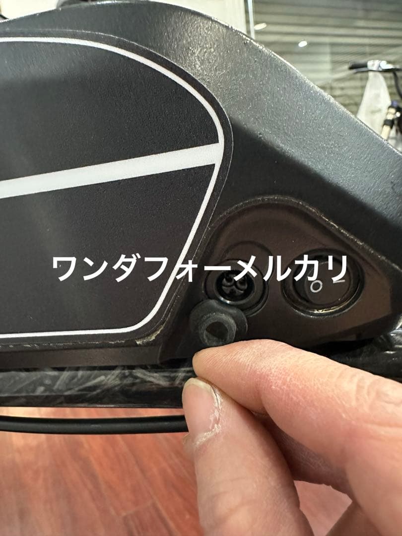 Super73sg1迷彩台湾モデル正規品から塗装廃盤車引取のみ，車番あり