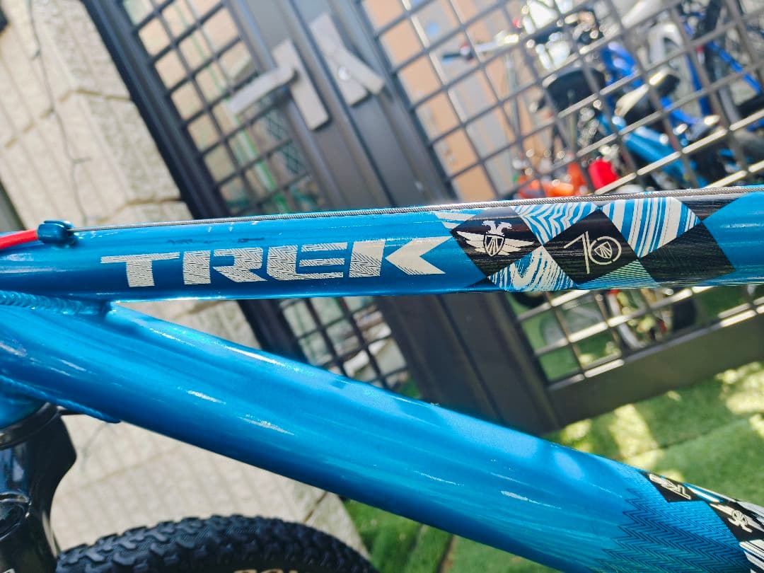 Trek MT60 20インチ キッズバイク 青