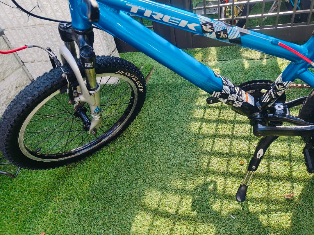 Trek MT60 20インチ キッズバイク 青