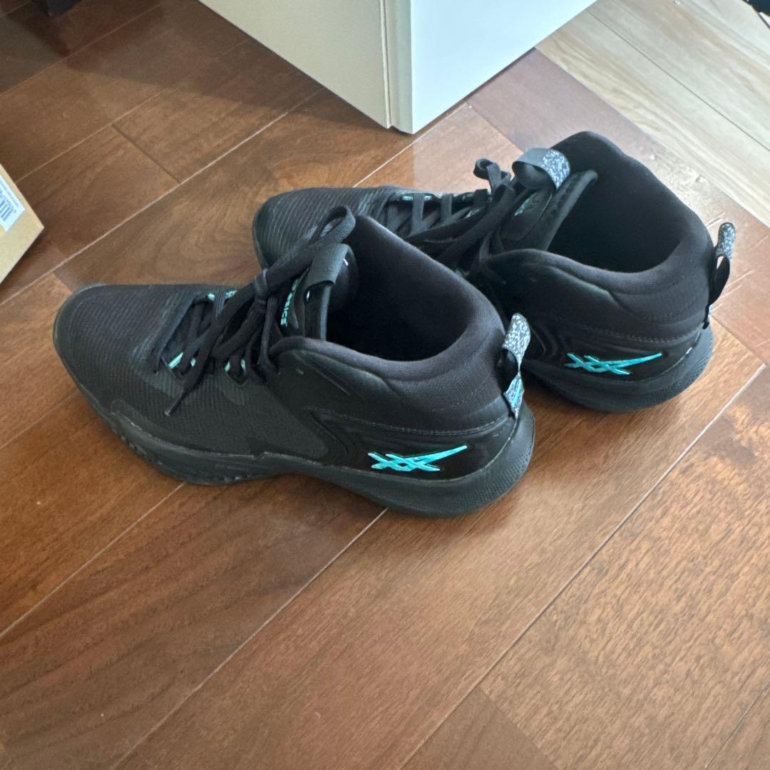 も*K様 ASICS バスケット シューズ ブラック/アイスミント25.5