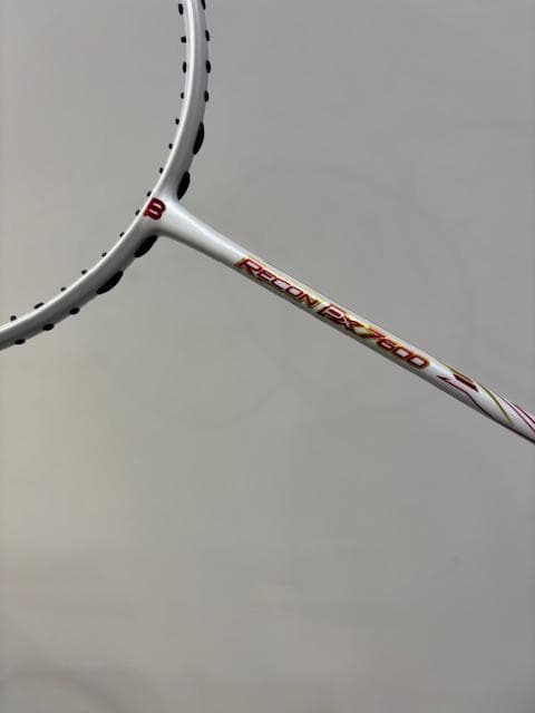 Wilson Recon PX7600 バドミントンラケット　4U5
