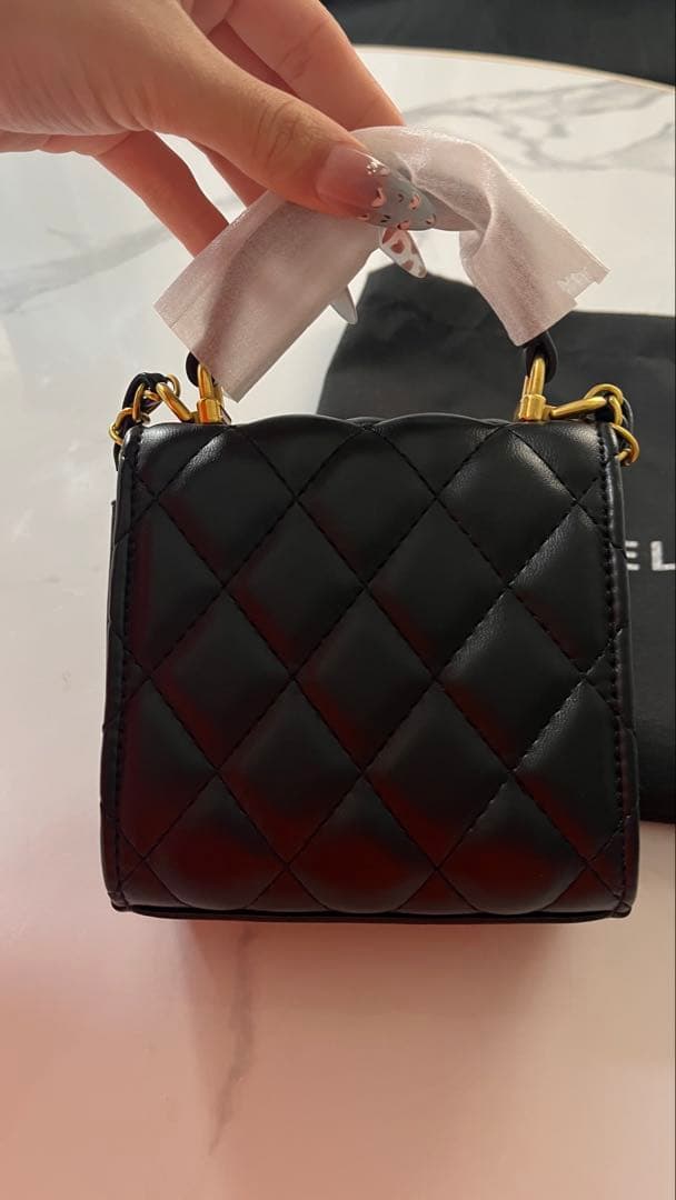 【CHANEL】 ブラック キルティングバッグ✨　コスメポーチ　ノベルティ