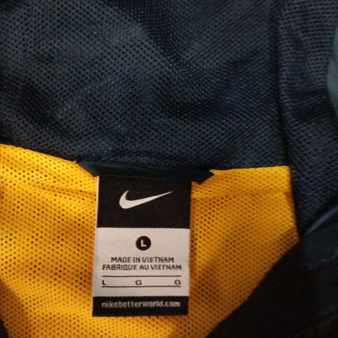 Nike FC Barcelona ウィンドブレーカーＬサイズ