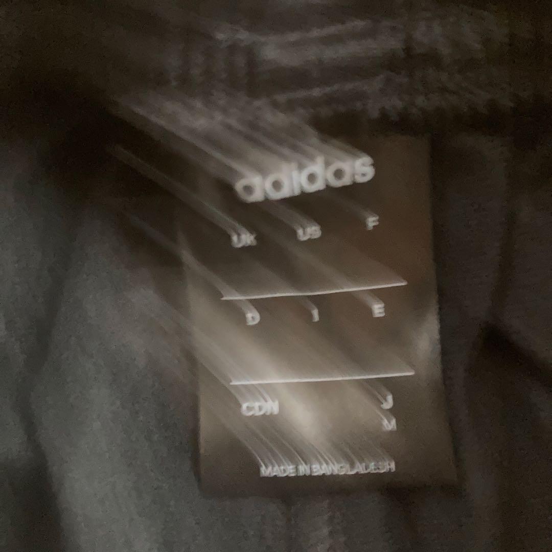 adidas ブラックジャージ上下セット Mサイズ