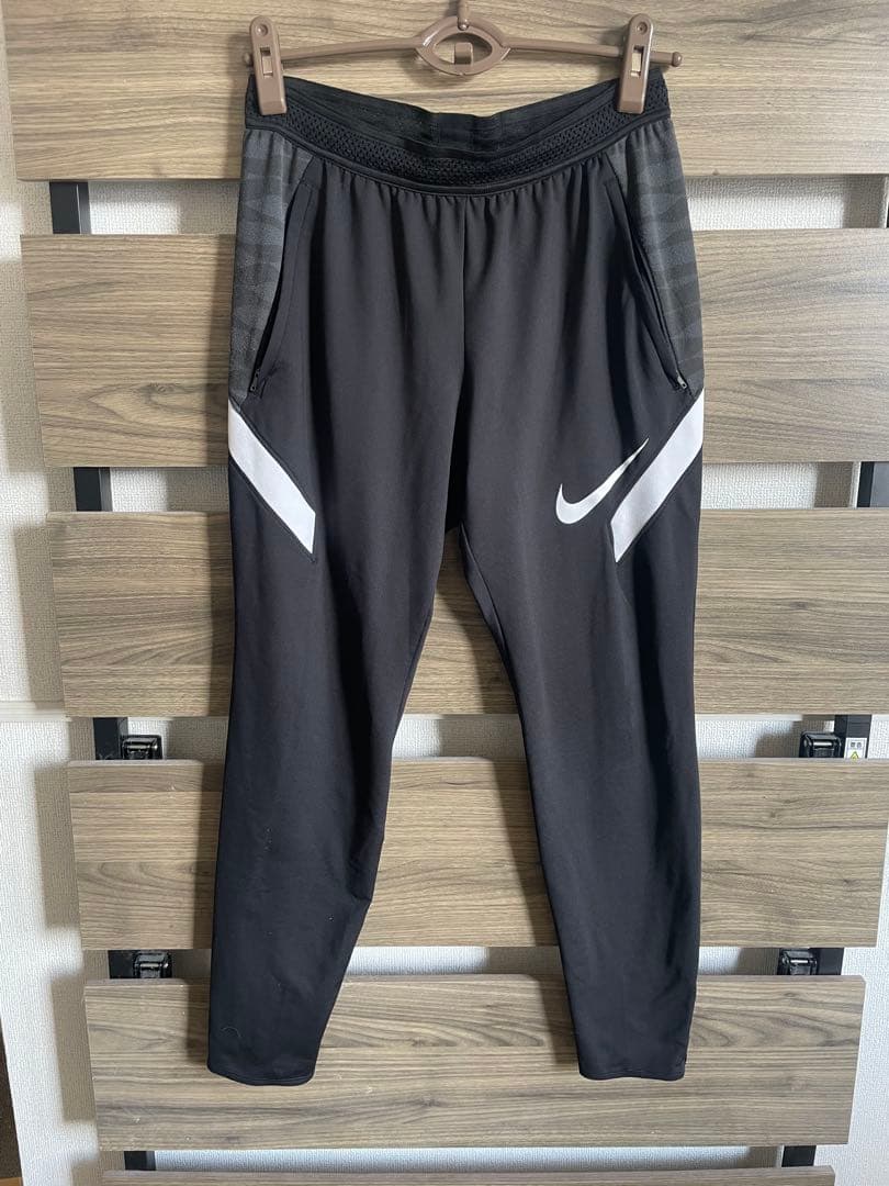 Nike DRI-FIT スリムフィット ブラックジャージ M