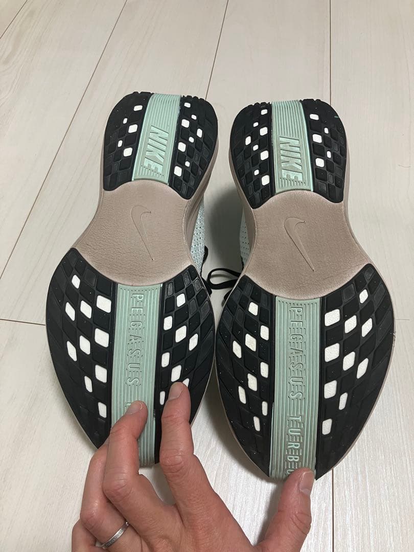 l*t様 Nike ペガサスプラス　サイズ26.0