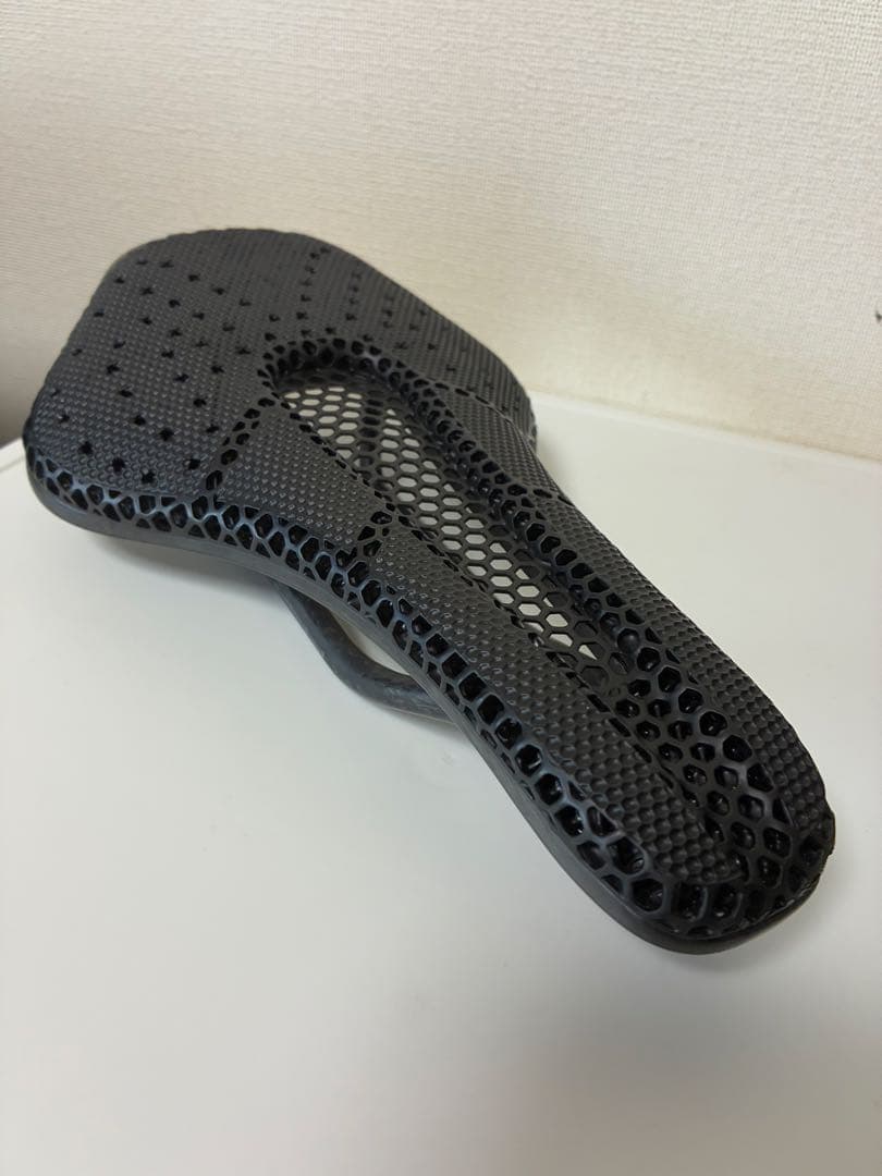 RYET 3Dサドル AIRCODE カーボンレール