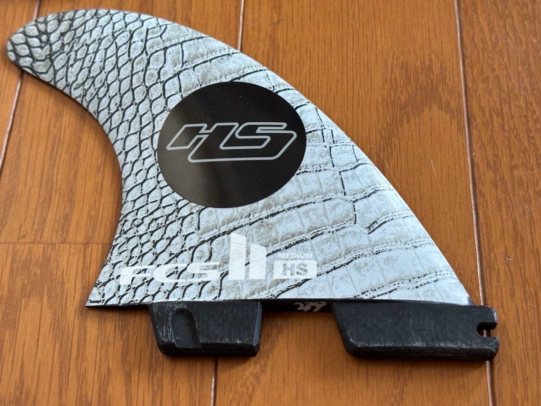 FCS2 HS サーフボード　トライフィン3枚　M
