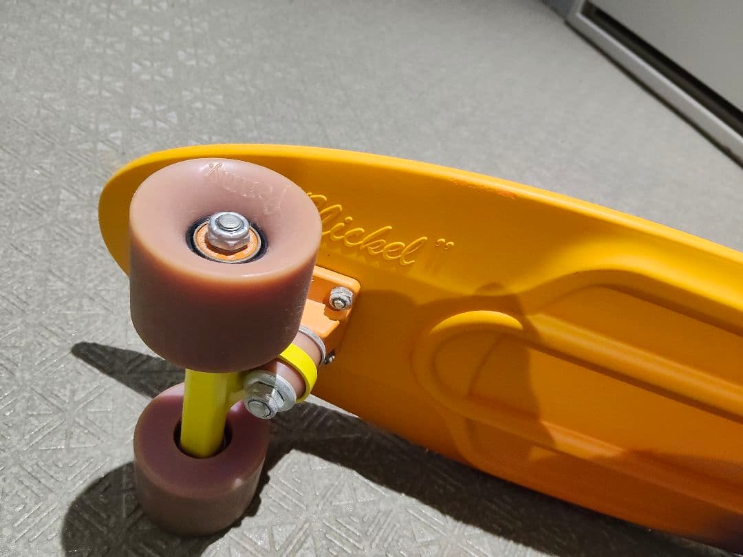 Penny Australia グラデーションスケートボード 22インチ
