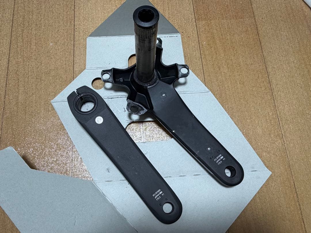 Shimano 105 FC-R7000 クランク 172.5 mm（左右）