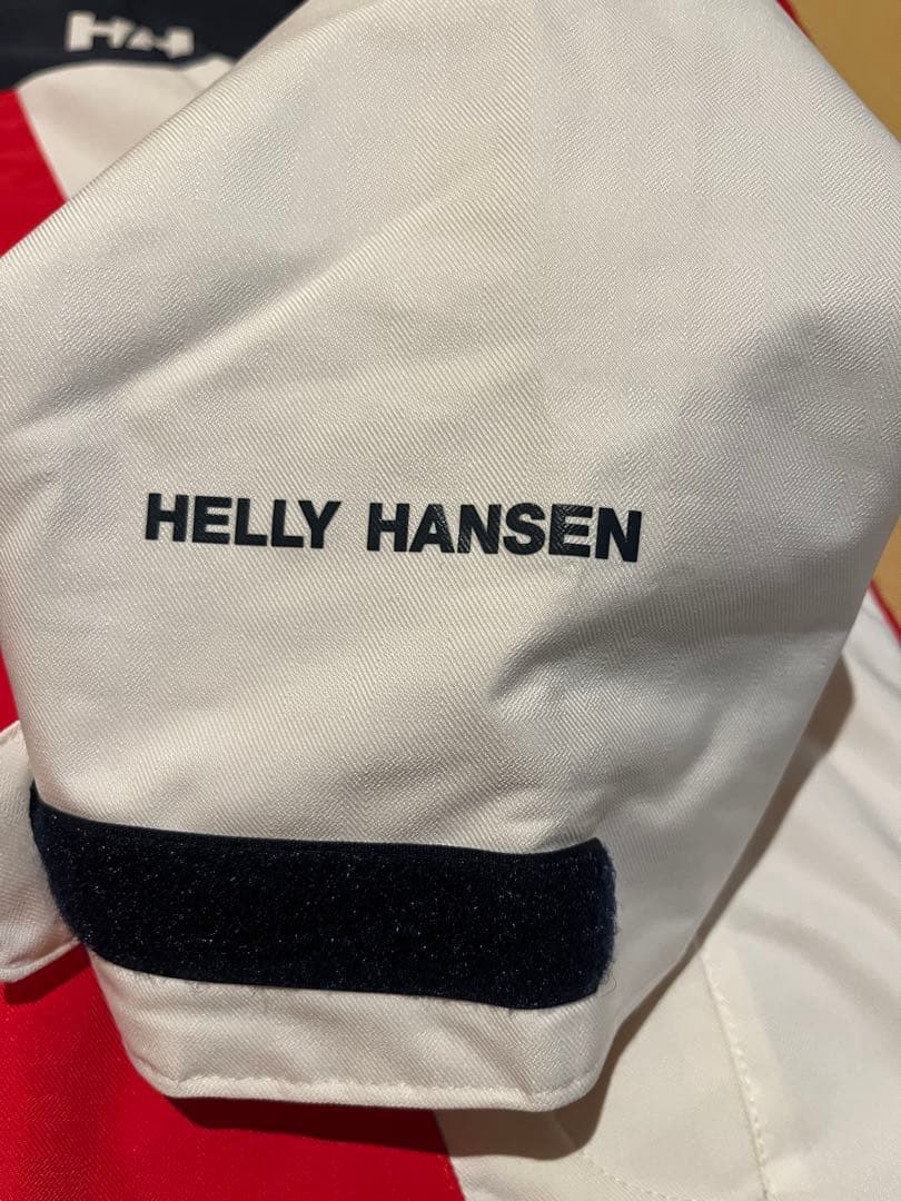 美品 HELLY HANSEN ヘリーハンセン スノーボード スキー ウェア L
