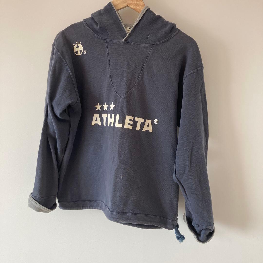ATHLETA ネイビーパーカー