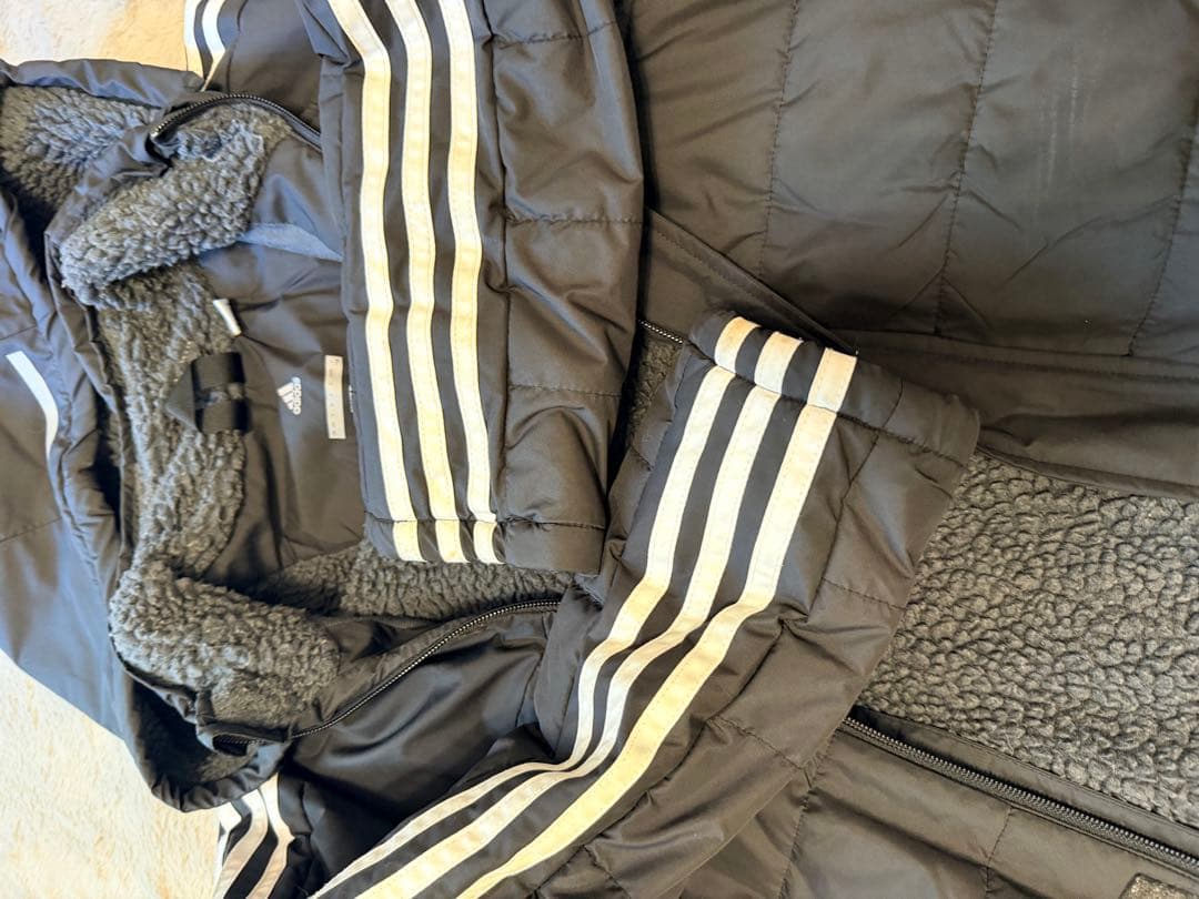 ベンチコート　150 adidas 黒　美品　クリーニング済　キッズ