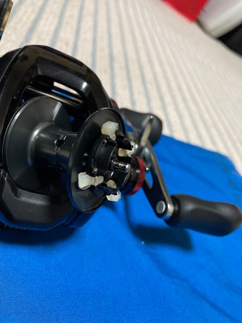リール SHIMANO Scorpion MD 200 HG