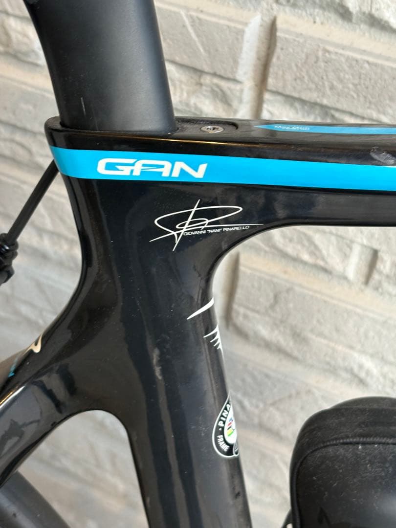 PINARELLO GAN フルカーボンロードバイク ブラック/ブルー関東配送可