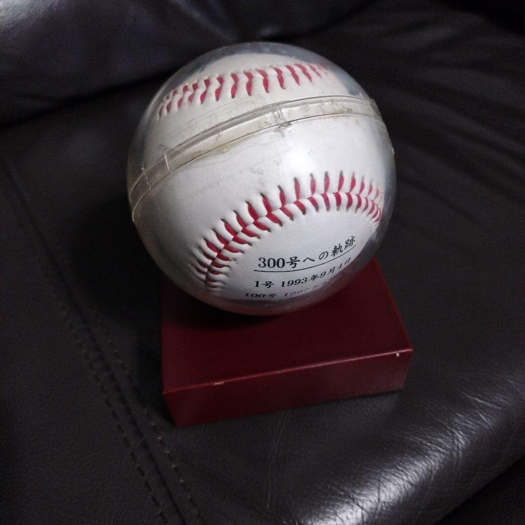 阪神タイガース 金本知憲　300号本塁打記念 サインボール　ケース付き　WBC