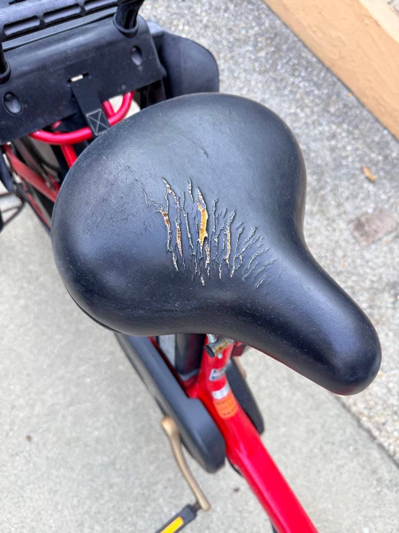 赤 電動アシスト自転車 チャイルドシート付き