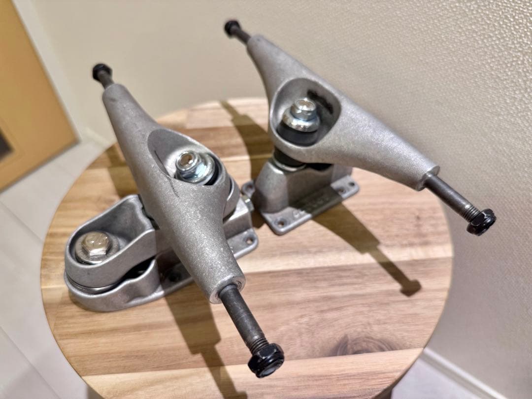 スケートボード CARVER C7 SURFSKATE TRUCK