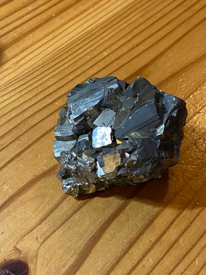 パイライト　原石　ペルー