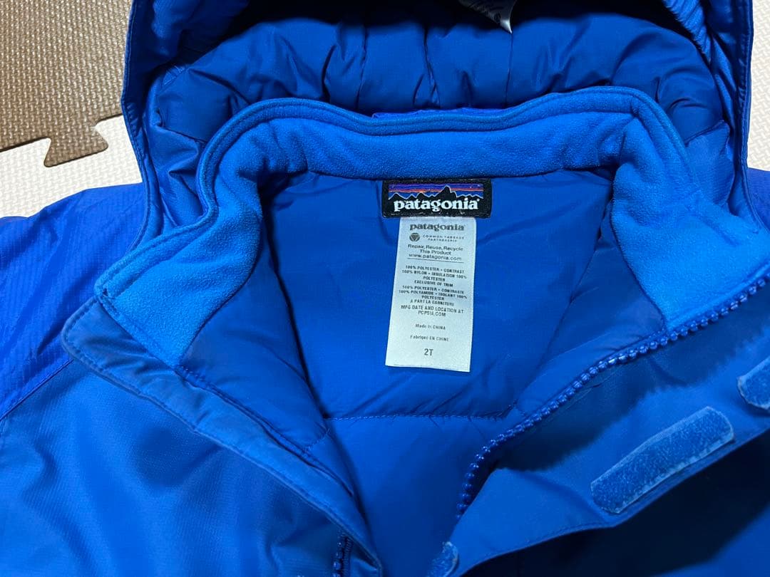 Patagonia 子ども用スキーウェア ブルー（上2T、下3T）