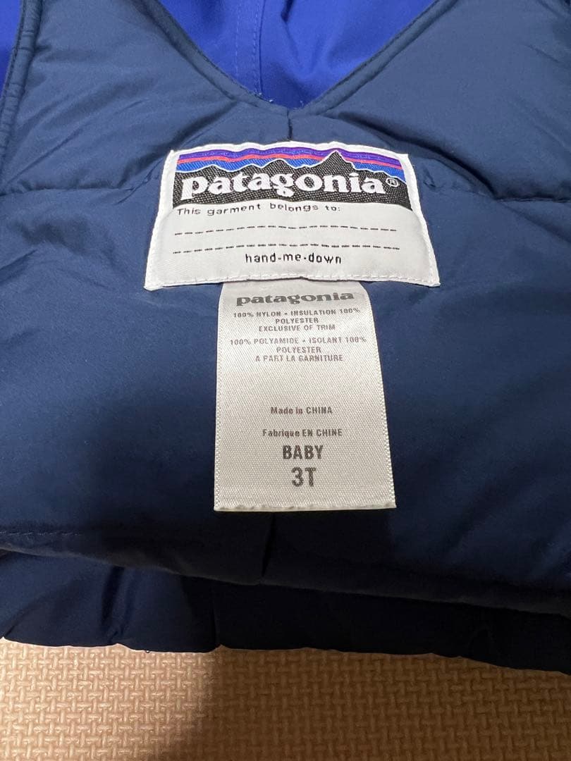 Patagonia 子ども用スキーウェア ブルー（上2T、下3T）