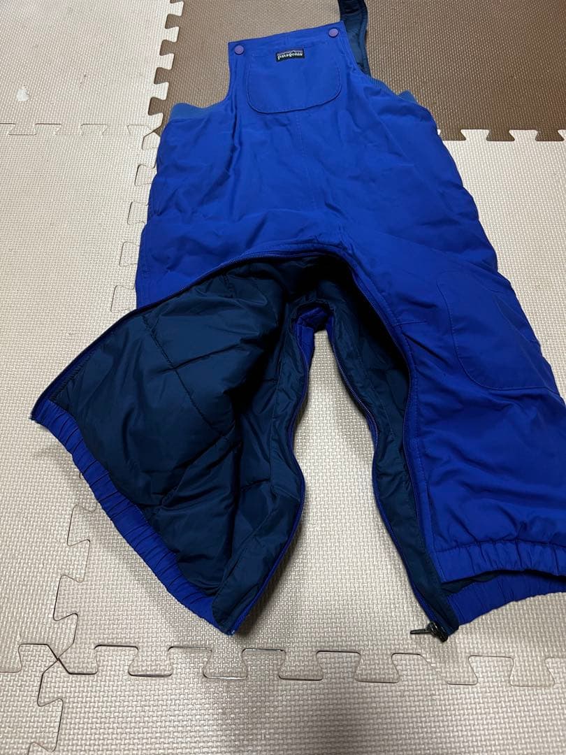 Patagonia 子ども用スキーウェア ブルー（上2T、下3T）