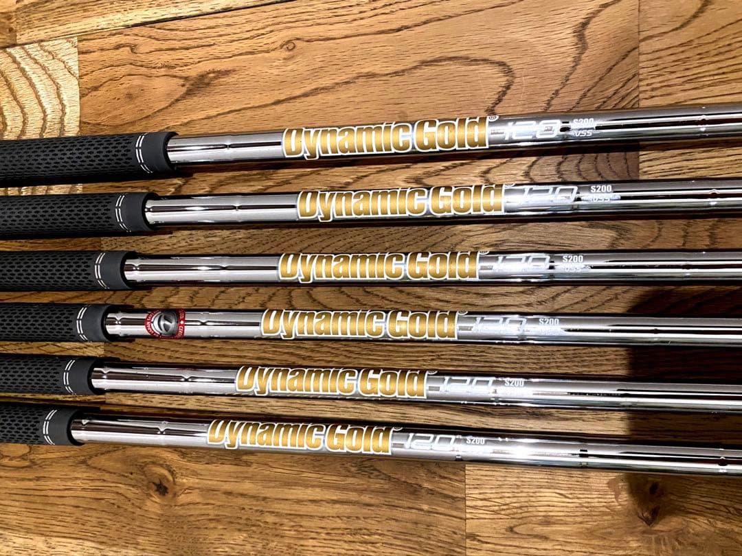 TaylorMade P790（2019）ダイナミックゴールド