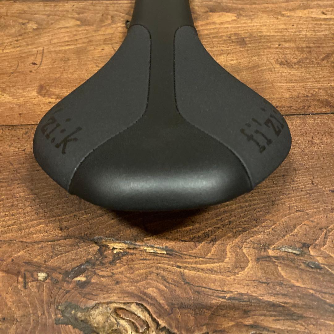 fizik Antares R7 サドル