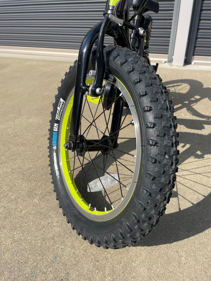 TREK PRECALIBER 16インチ 足利市手渡し限定　おまけ付 トレック