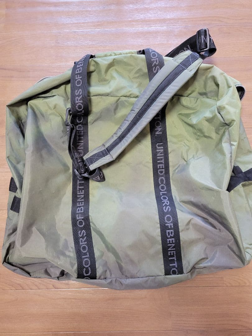 k*o様 希少品☆United Colors of Benetton 折りたたみ