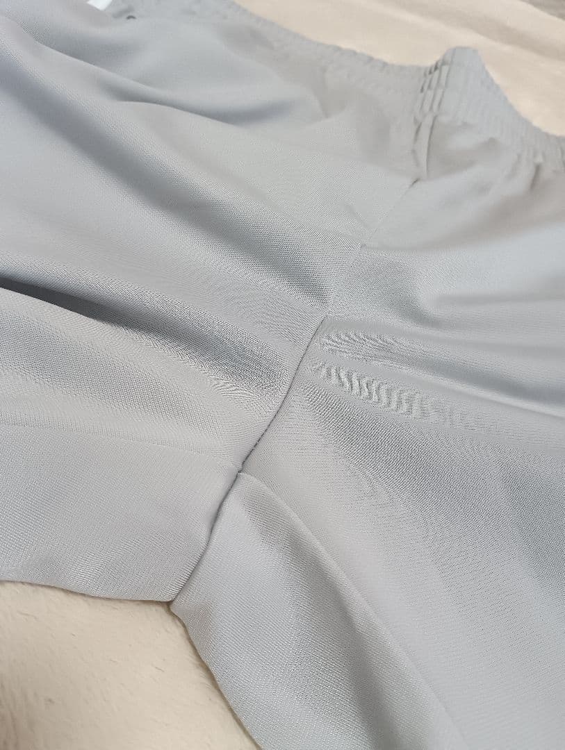 adidas ライトグレー ファイヤーバード 2XL 美品 IA6330