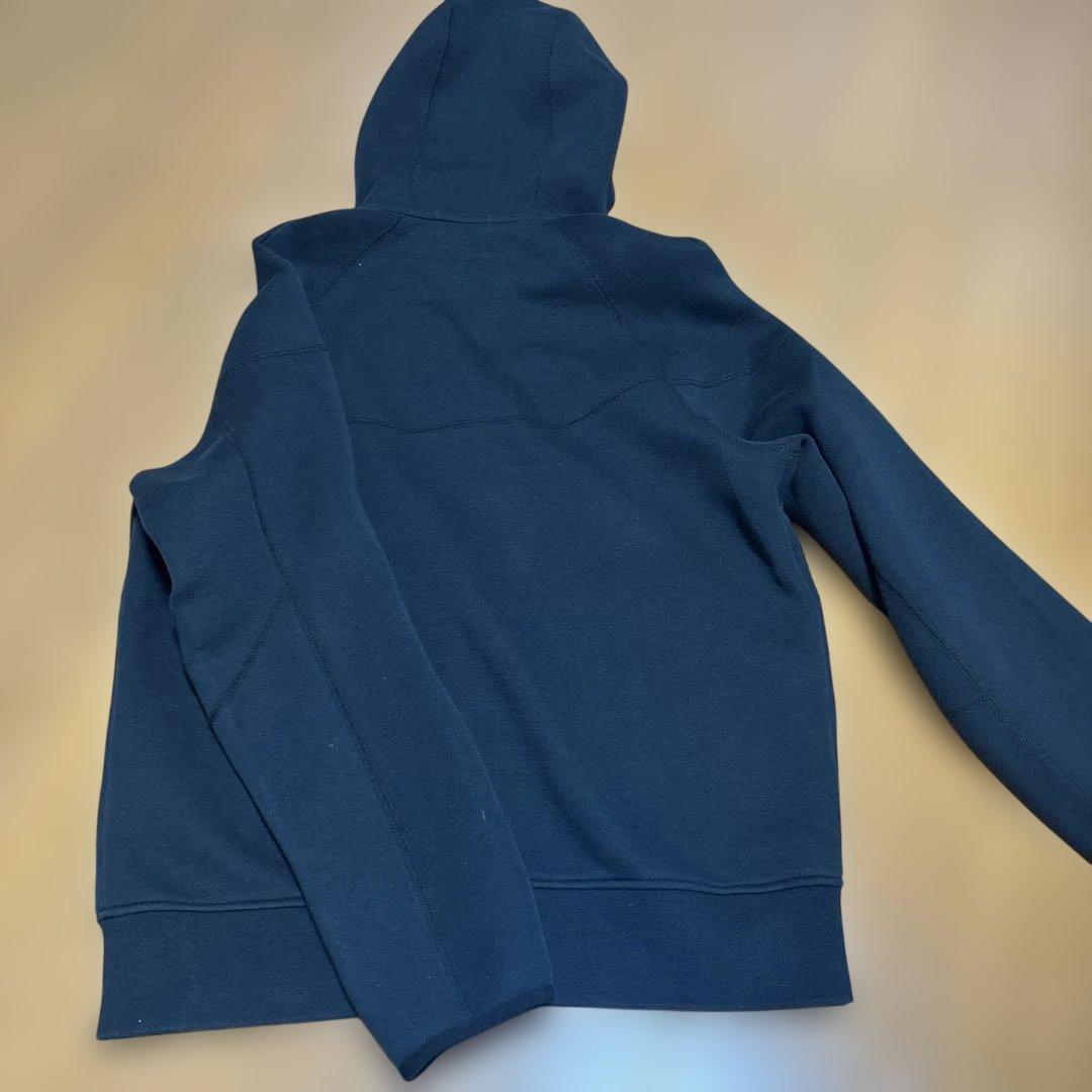 NIKE テックフリース