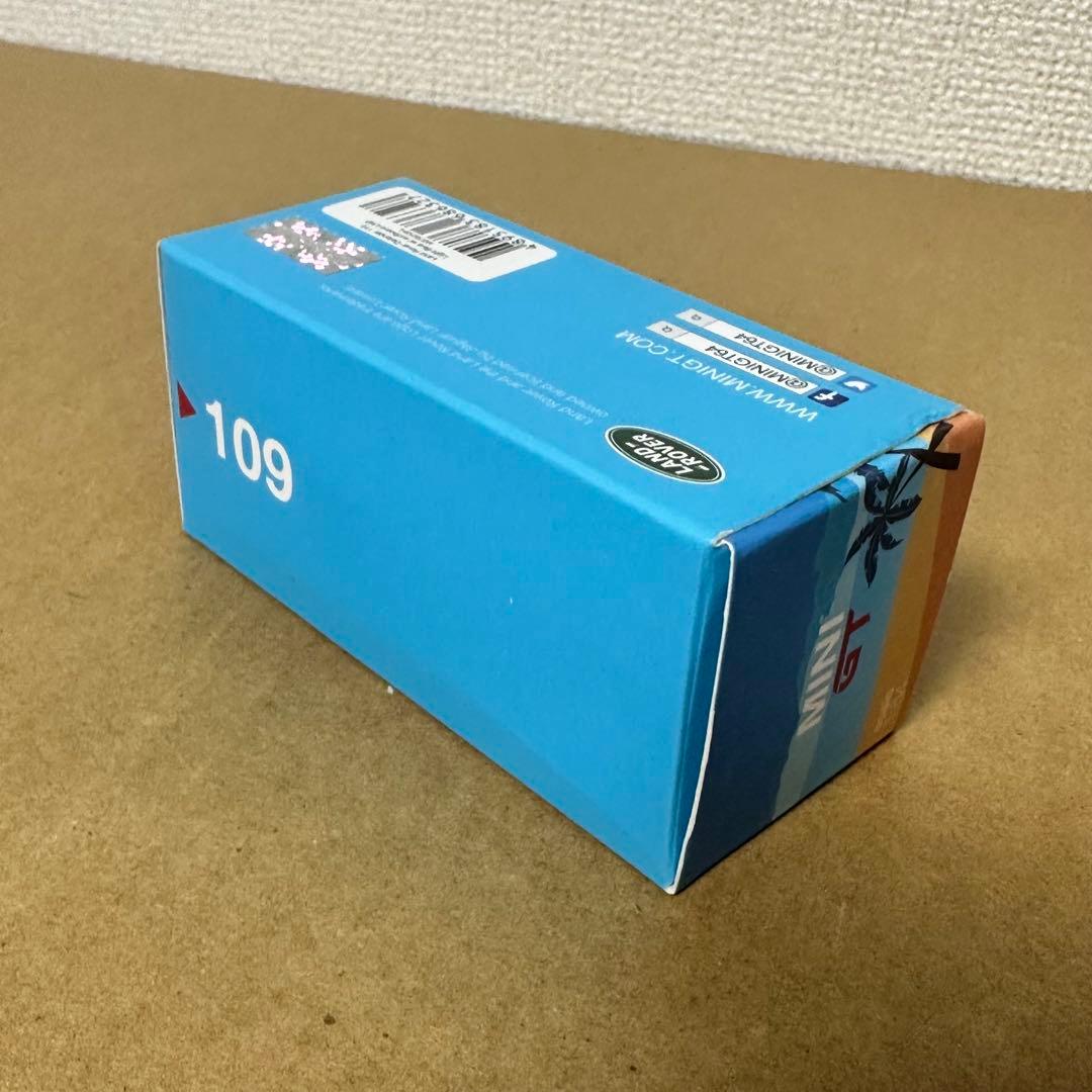 ミニGT　ランドローバー ディフェンダー 110　ライトブルー　サーフボード