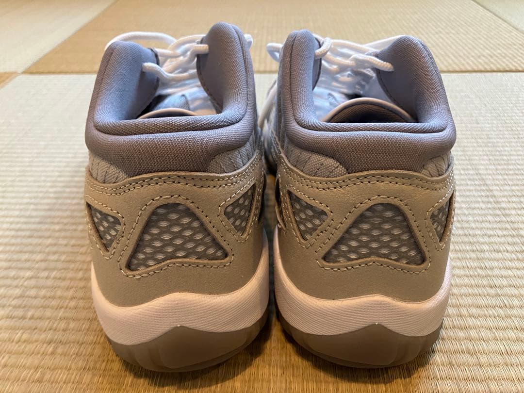 【箱付未使用】AIR JORDAN 11 RETRO LOW IE