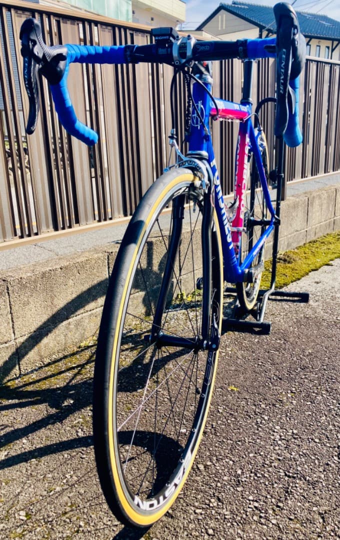 FONDRIEST DON RACER lampreカラー　ロードバイク