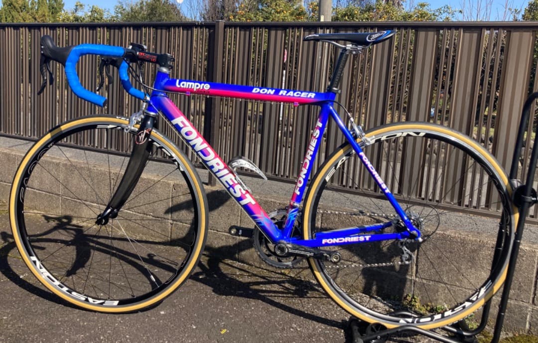 FONDRIEST DON RACER lampreカラー　ロードバイク