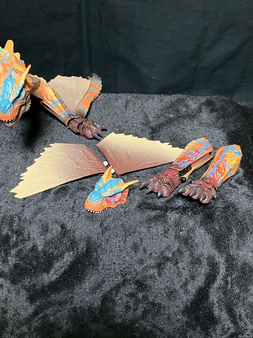 S.H.モンスターアーツ モンスターハンターライズ ティガレックス