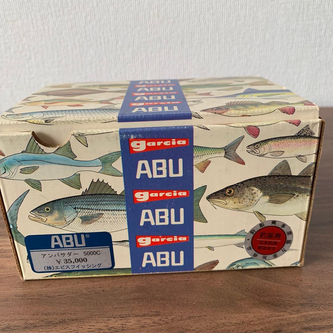 ABU Ambassadeur 5000Cベイトリール新品未使用ブラック