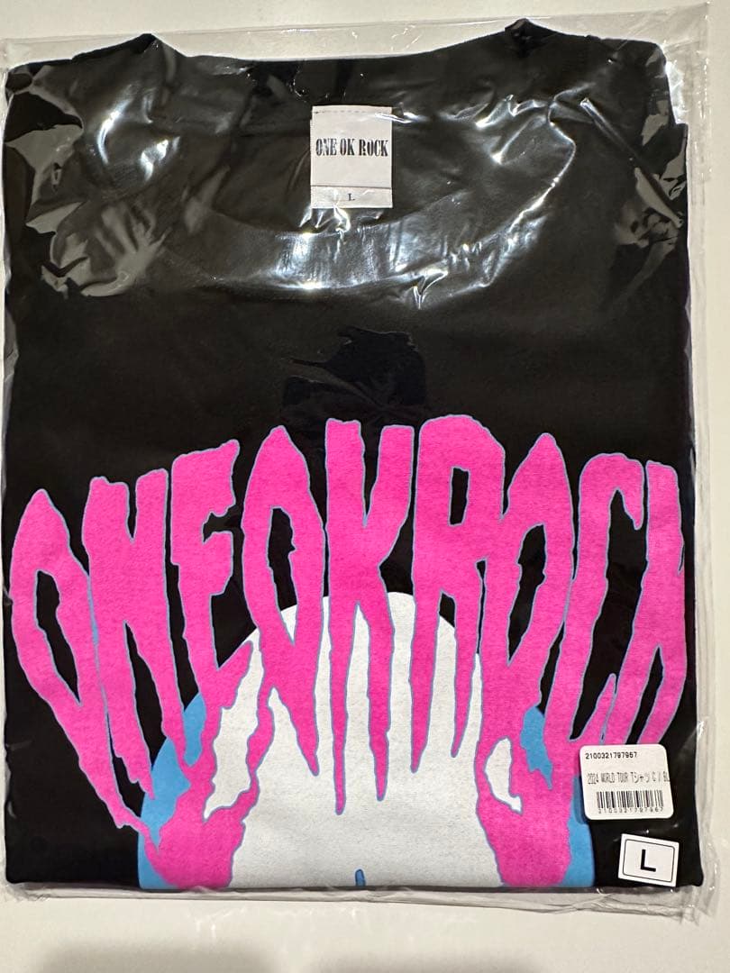 ONE OK ROCK 2024 WORLD TOUR Tシャツ