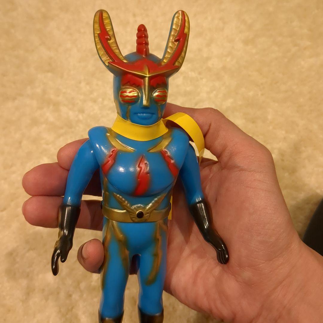 メーカー不明　イナズマン　ソフビ