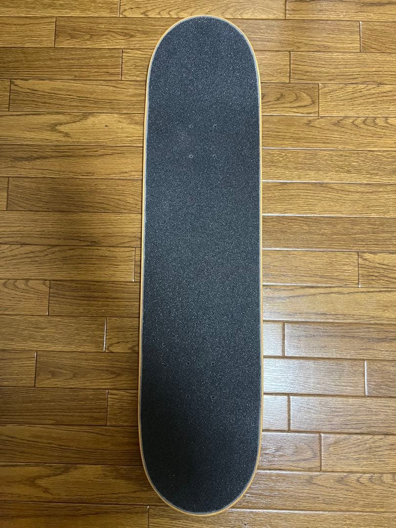 新品未使用　スケボーデッキ　8.125インチ　chocolate