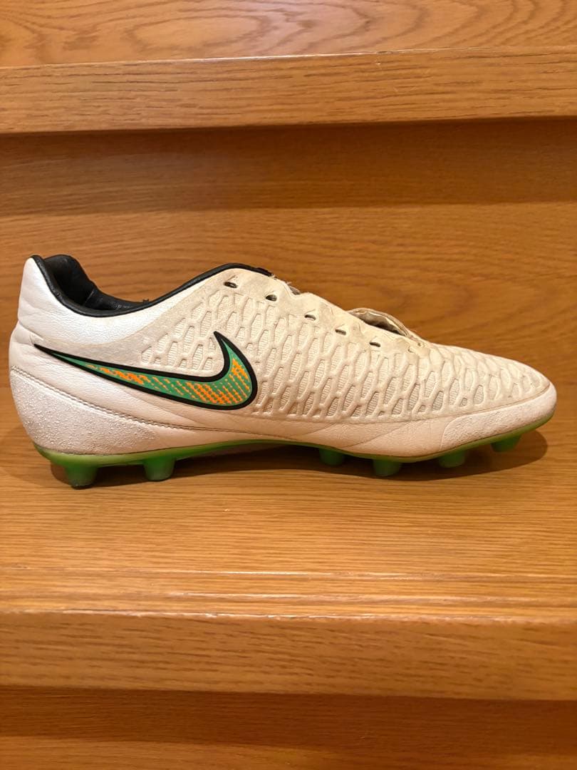 Nike サッカーシューズ ホワイト/グリーン