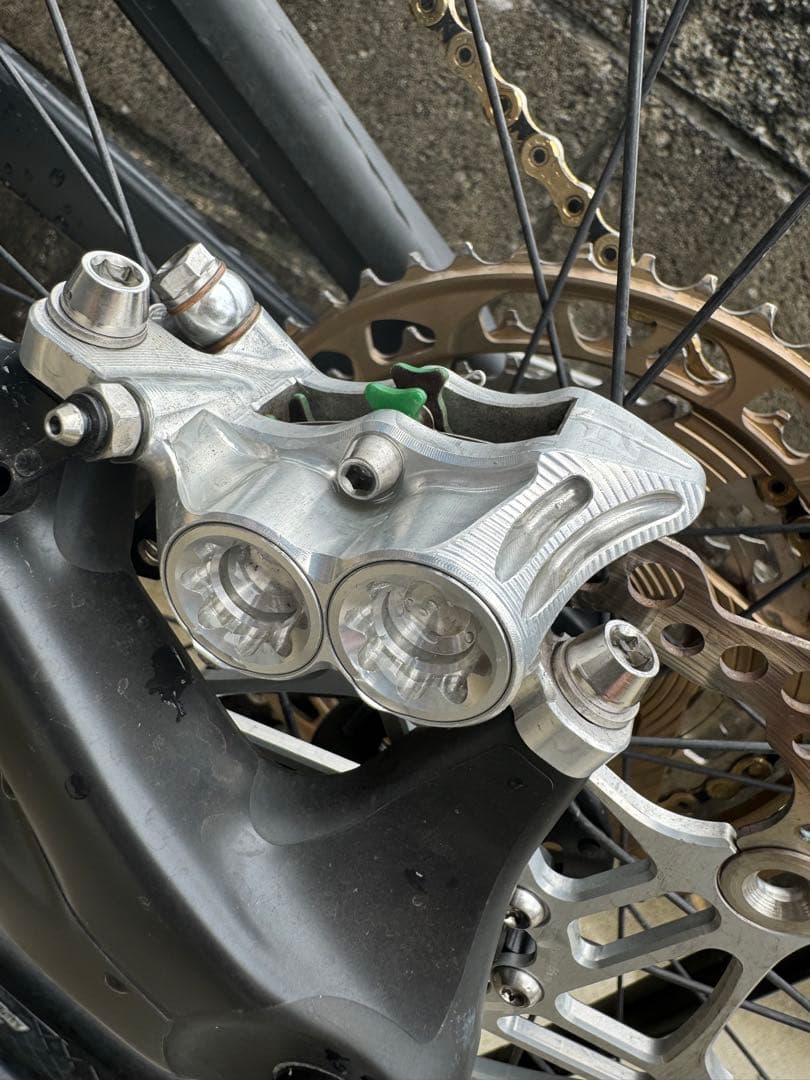 Forbidden bike Dreadnought Mサイズフレーム、リアサス
