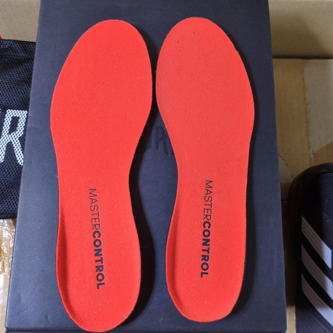 adidas アディダス プレデター 18＋ FG/AG