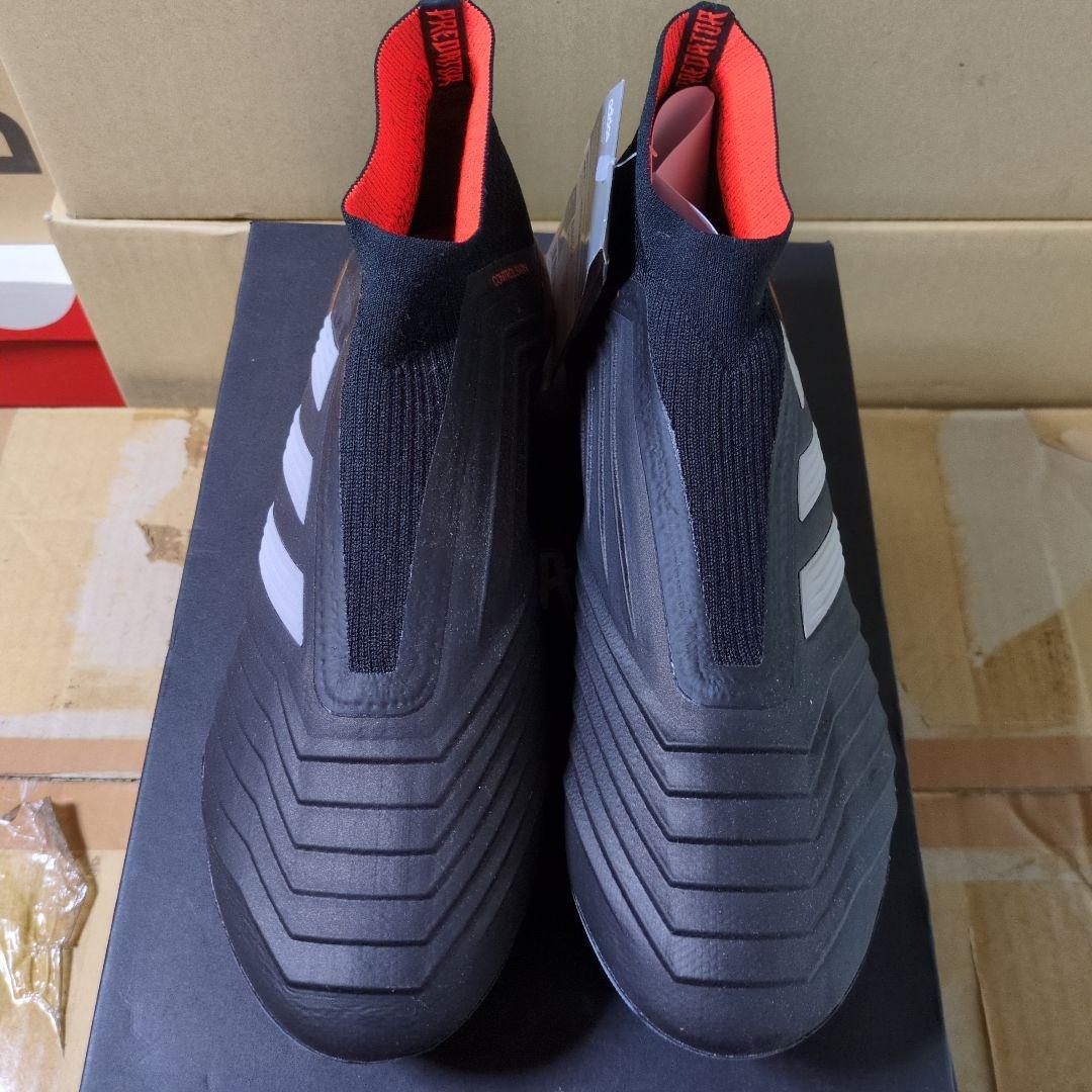adidas アディダス プレデター 18＋ FG/AG