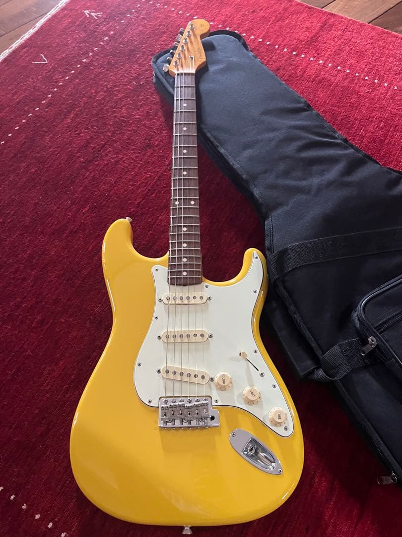 Fender Japan ストラトキャスター　ST62-TX